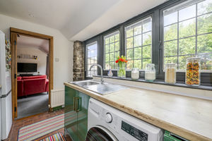 Photo 19- click for photo gallery